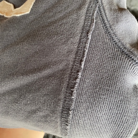 S Twins sweatshirt - Picture 6 of 7